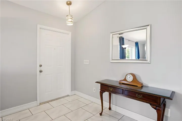 202 Se 10th Ter, Cape Coral, Florida 33990