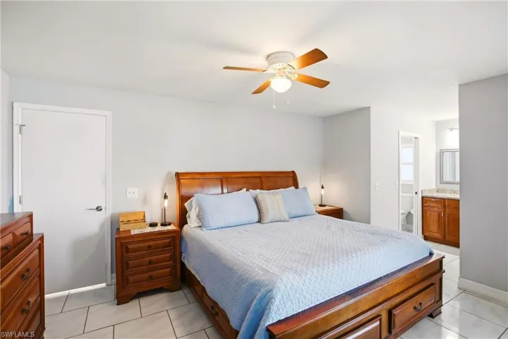 202 Se 10th Ter, Cape Coral, Florida 33990