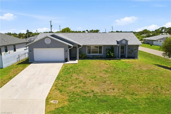 202 Se 10th Ter, Cape Coral, Florida 33990