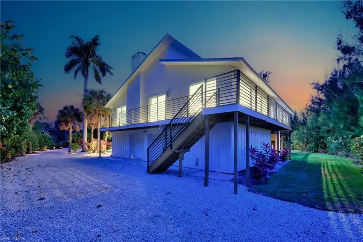 9455 Coventry Ct, Sanibel, Florida 33957