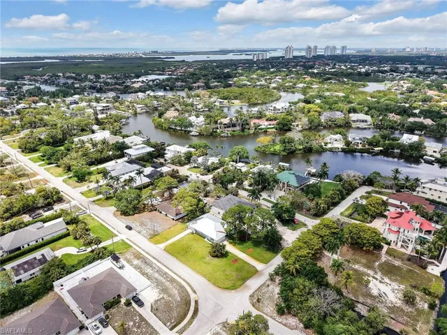 27595  Imperial River  RD, Bonita Springs, FL 34134