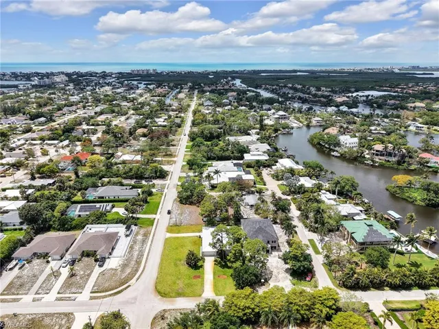 27595  Imperial River  RD, Bonita Springs, FL 34134
