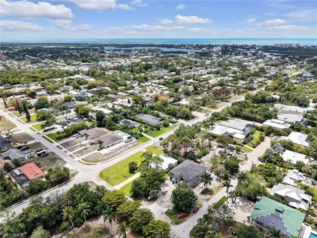 27595  Imperial River  RD, Bonita Springs, FL 34134