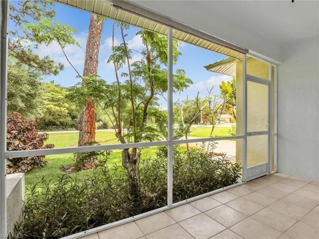 27595  Imperial River  RD, Bonita Springs, FL 34134