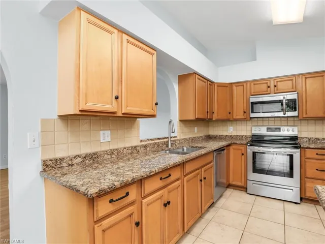 27595  Imperial River  RD, Bonita Springs, FL 34134