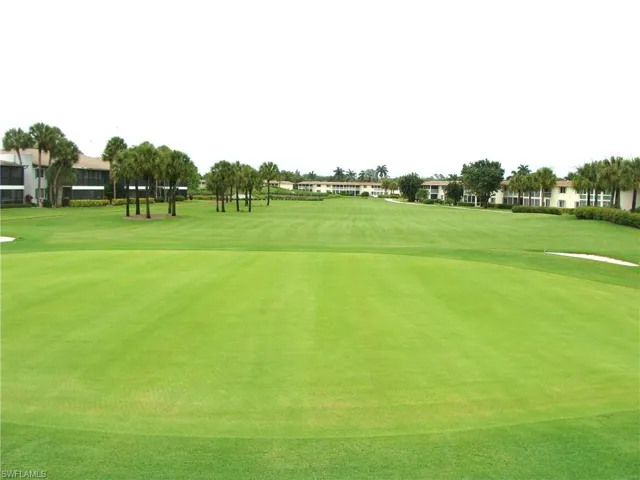135 Quails Nest Rd 4, Naples, Florida 34112
