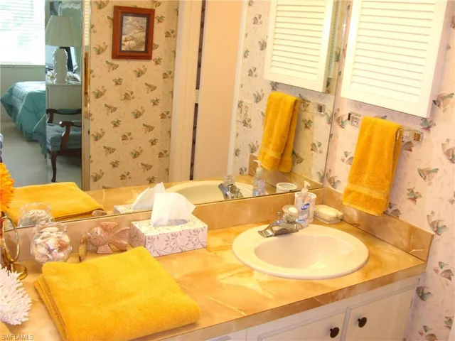 135 Quails Nest Rd 4, Naples, Florida 34112