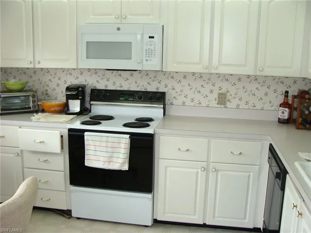 135 Quails Nest Rd 4, Naples, Florida 34112