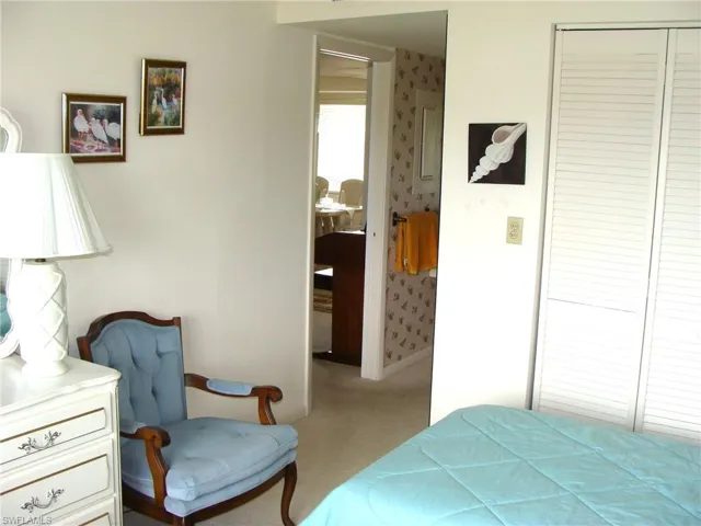 135 Quails Nest Rd 4, Naples, Florida 34112