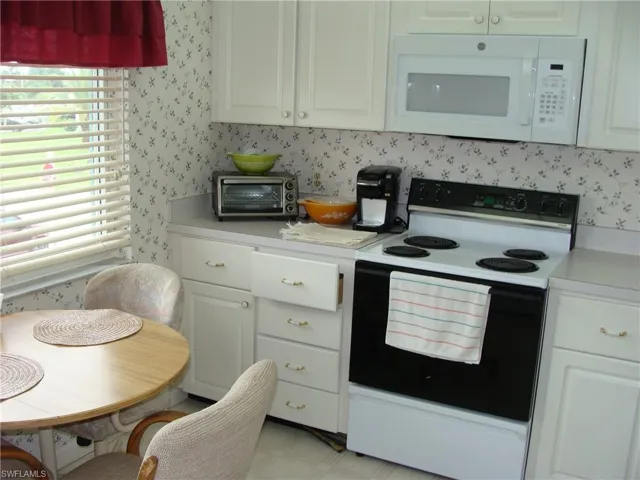 135 Quails Nest Rd 4, Naples, Florida 34112