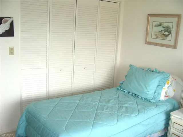 135 Quails Nest Rd 4, Naples, Florida 34112