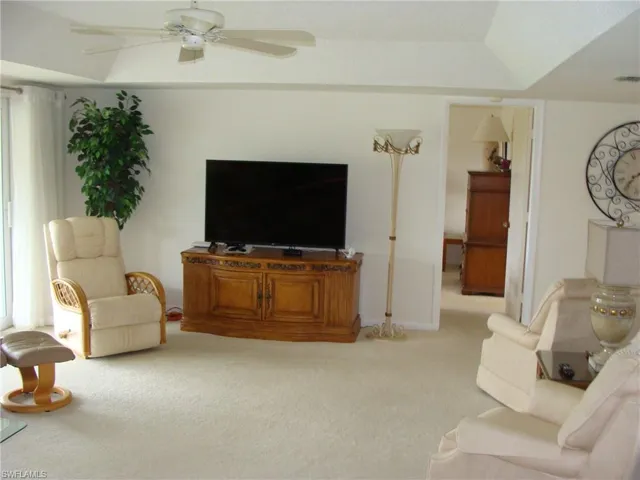 135 Quails Nest Rd 4, Naples, Florida 34112