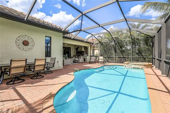 Full View of Outdoor Area