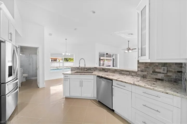 1900 NE 1st  AVE, Cape Coral, FL 33909