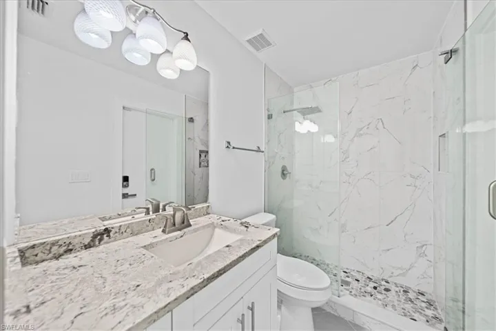 1900 NE 1st  AVE, Cape Coral, FL 33909
