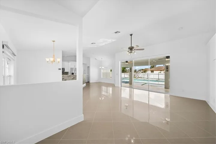 1900 NE 1st  AVE, Cape Coral, FL 33909