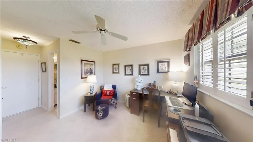 1527 Edgewater Cir, Fort Myers, Florida 33919