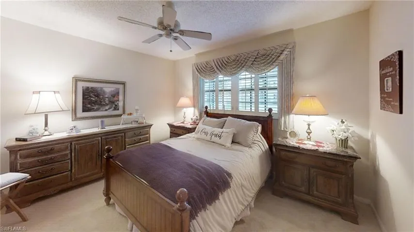 1527 Edgewater Cir, Fort Myers, Florida 33919