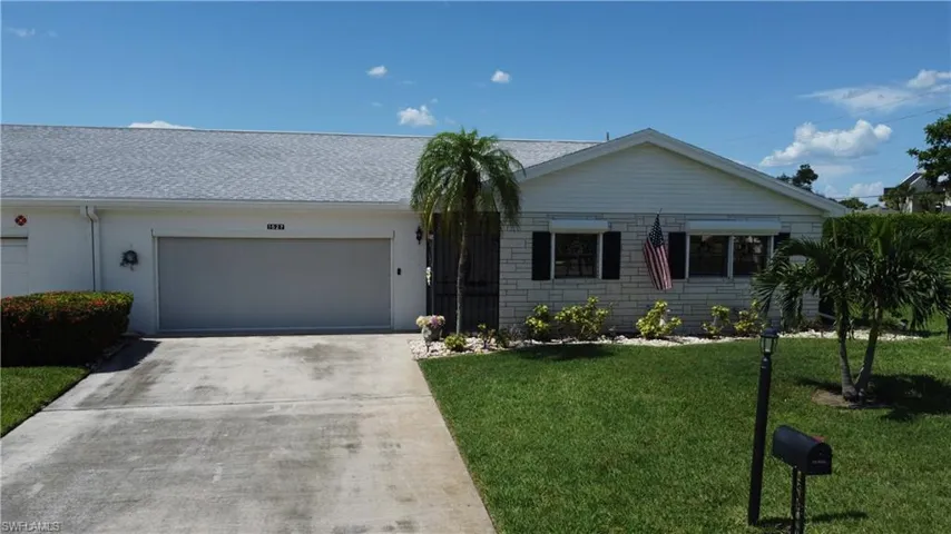 1527 Edgewater Cir, Fort Myers, Florida 33919