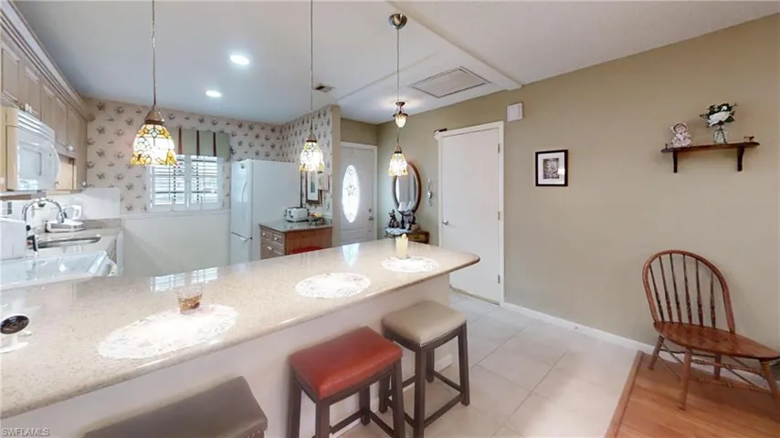 1527 Edgewater Cir, Fort Myers, Florida 33919