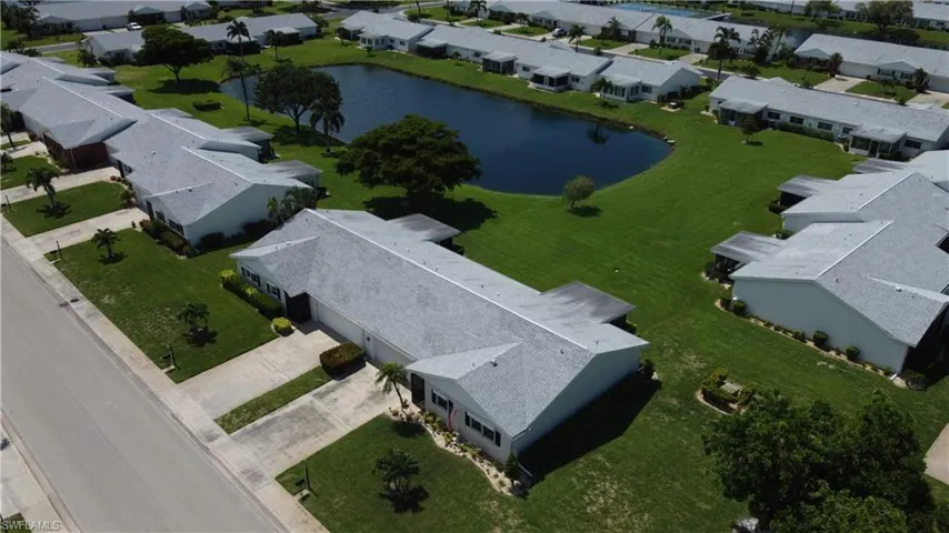 1527 Edgewater Cir, Fort Myers, Florida 33919