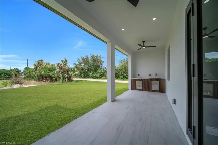4200 17th St Sw, Lehigh Acres, Florida 33976