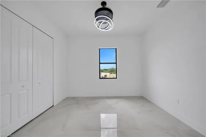 4200 17th St Sw, Lehigh Acres, Florida 33976