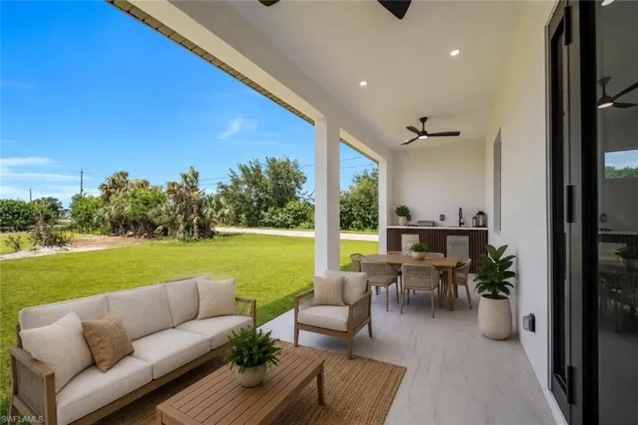 4200 17th St Sw, Lehigh Acres, Florida 33976