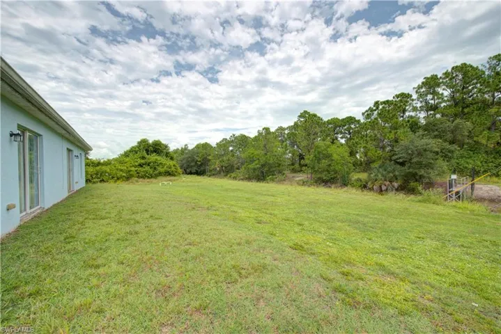 4402 Douglas Ln, Lehigh Acres, Florida 33973