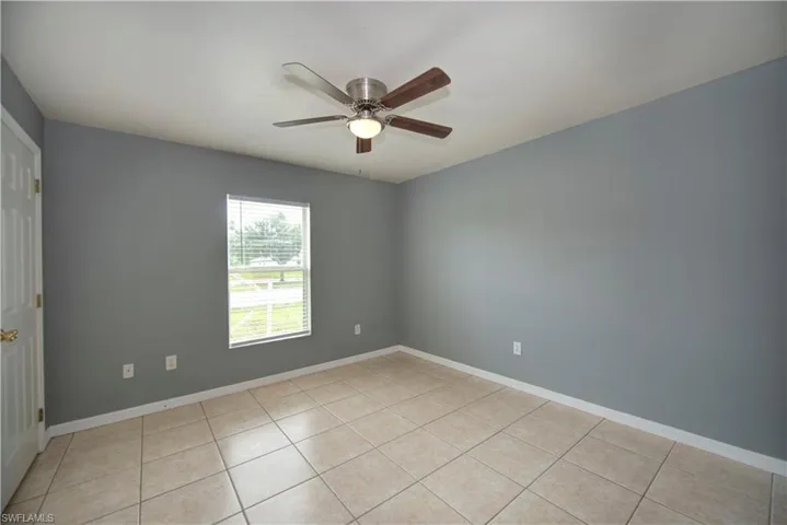 4402 Douglas Ln, Lehigh Acres, Florida 33973