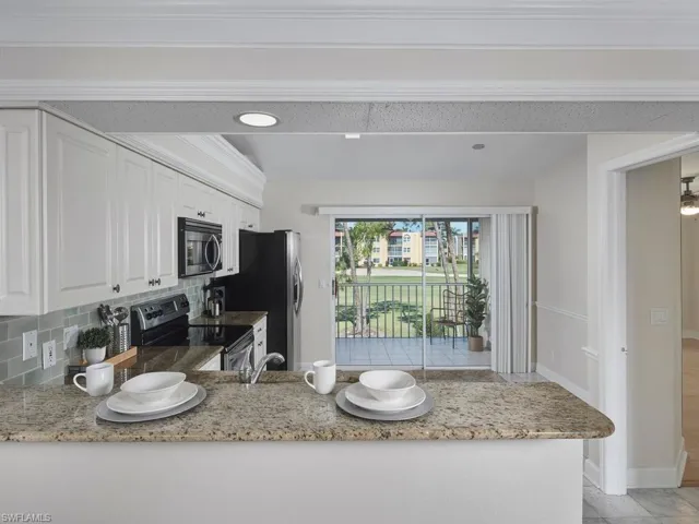 267  Quail Forest  BLVD, Naples, FL 34105