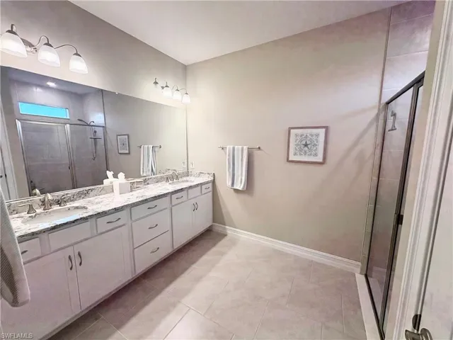 394 Spring Hill Lake Loop, Cape Coral, Florida 33993
