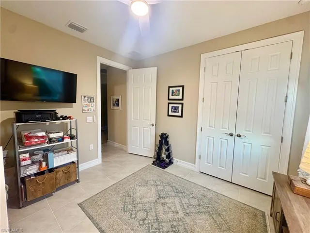 394 Spring Hill Lake Loop, Cape Coral, Florida 33993