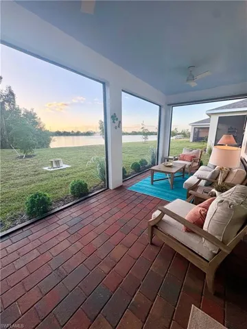 394 Spring Hill Lake Loop, Cape Coral, Florida 33993
