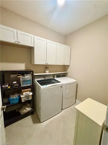 394 Spring Hill Lake Loop, Cape Coral, Florida 33993