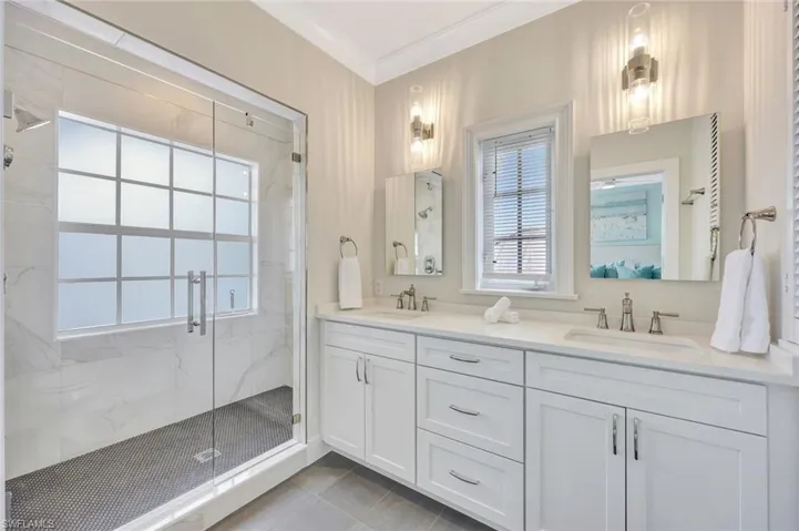 1500 Pelican Ave, Naples, Florida 34102