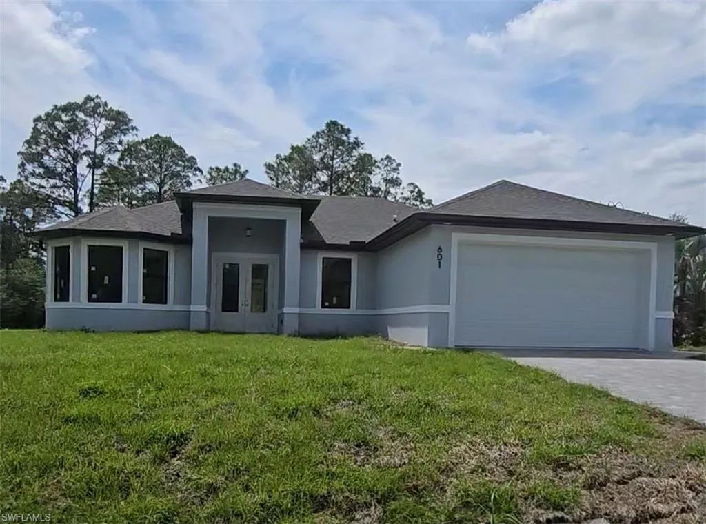 601 Hibiscus AVE, Lehigh Acres, FL 33972,2025000064