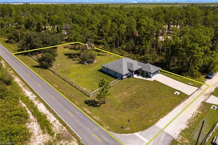 7690  18th  PL, Labelle, FL 33935