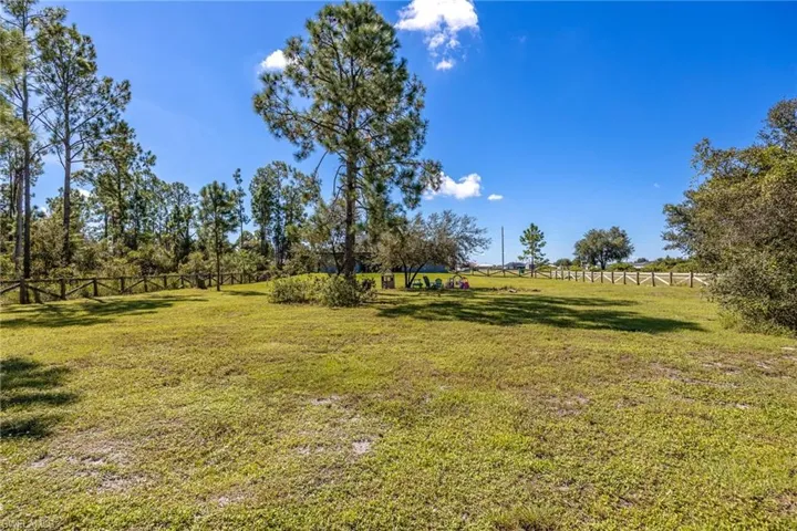 7690  18th  PL, Labelle, FL 33935