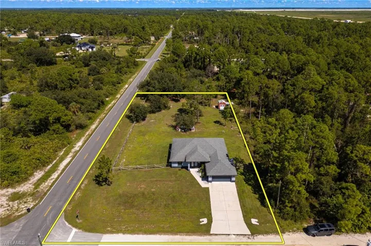 7690  18th  PL, Labelle, FL 33935