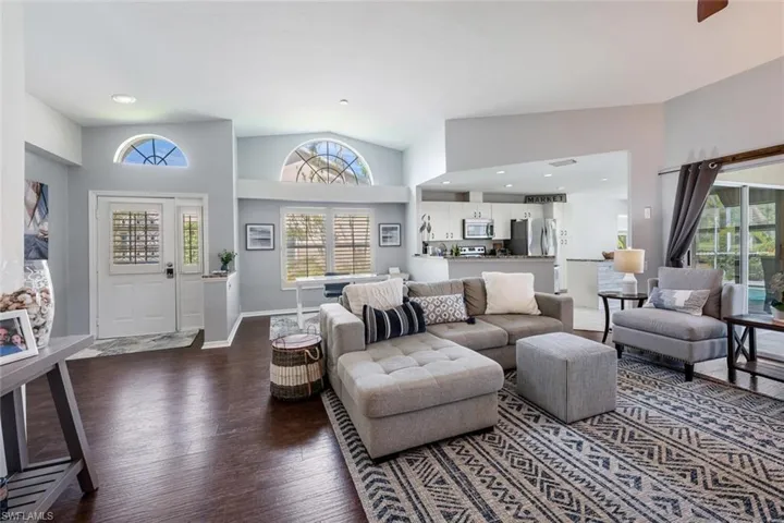 641 Saint Andrews Blvd 108-1, Naples, Florida 34113