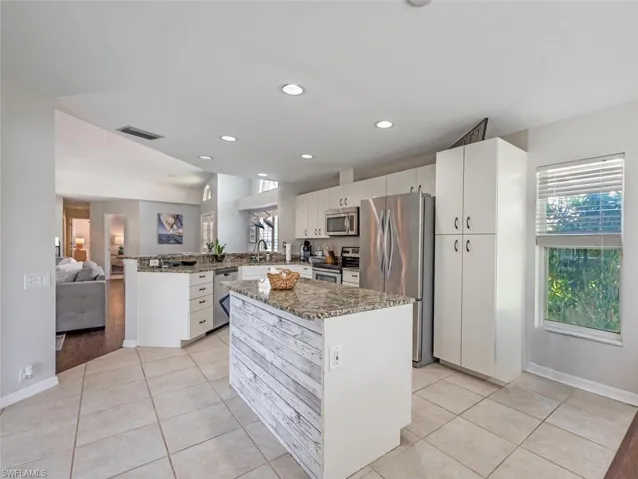 641 Saint Andrews Blvd 108-1, Naples, Florida 34113