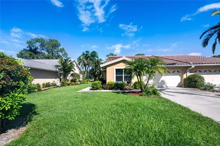 641 Saint Andrews Blvd 108-1, Naples, Florida 34113