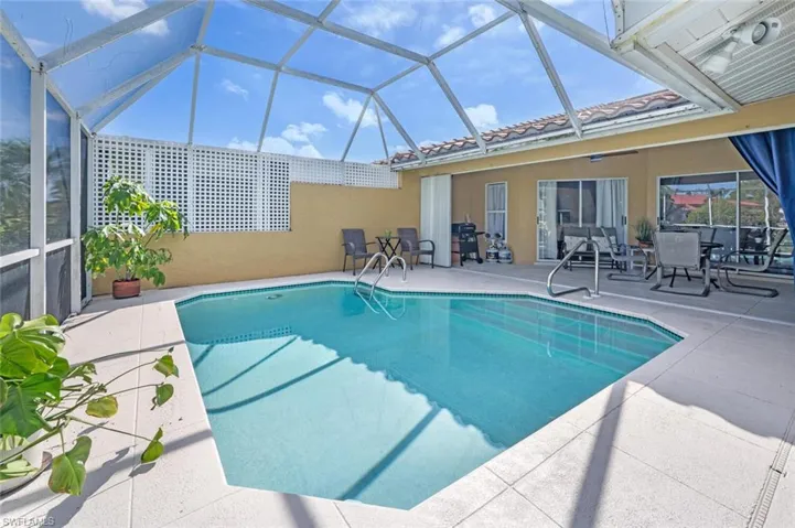 641 Saint Andrews Blvd 108-1, Naples, Florida 34113