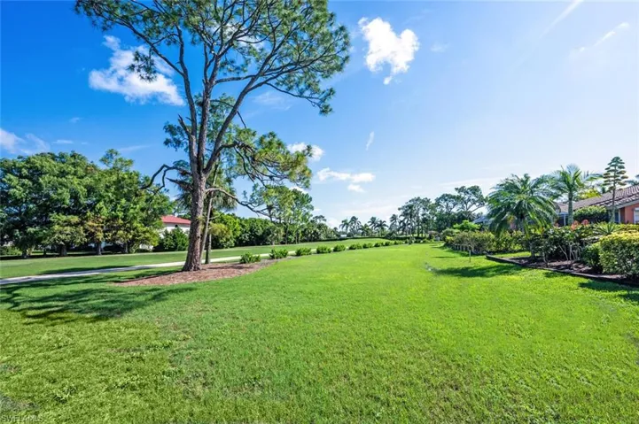 641 Saint Andrews Blvd 108-1, Naples, Florida 34113
