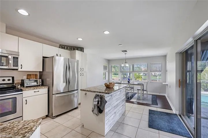 641 Saint Andrews Blvd 108-1, Naples, Florida 34113