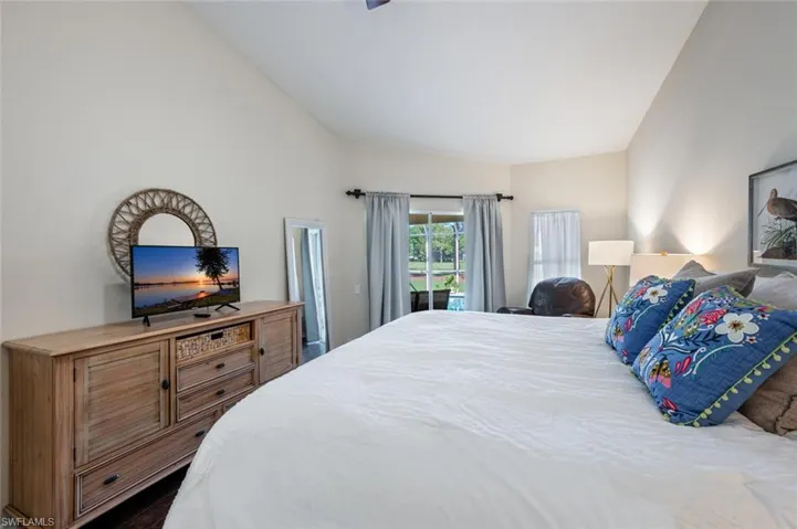 641 Saint Andrews Blvd 108-1, Naples, Florida 34113