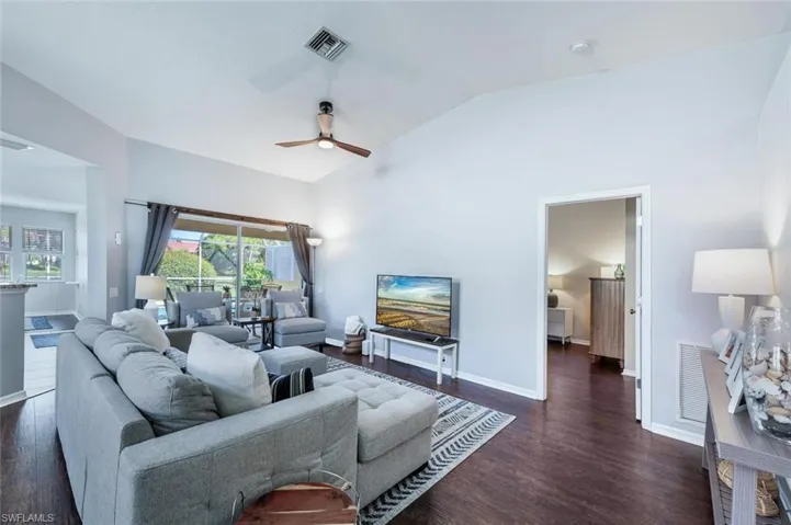 641 Saint Andrews Blvd 108-1, Naples, Florida 34113