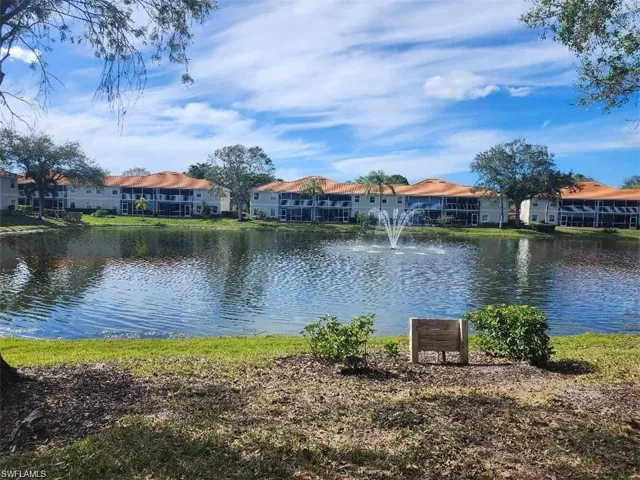 2496 Orchid Bay Dr 104, Naples, Florida 34109