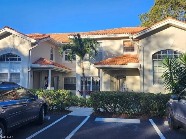 2496 Orchid Bay Dr 104, Naples, Florida 34109
